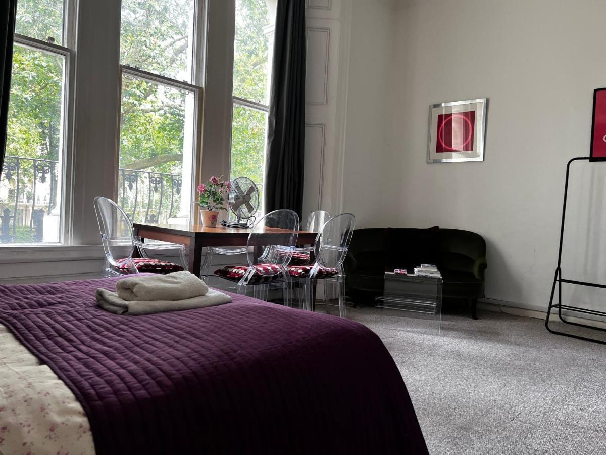 Hyde Park Studio Has Private Balcony With Tranquil Garden View Londres Extérieur photo