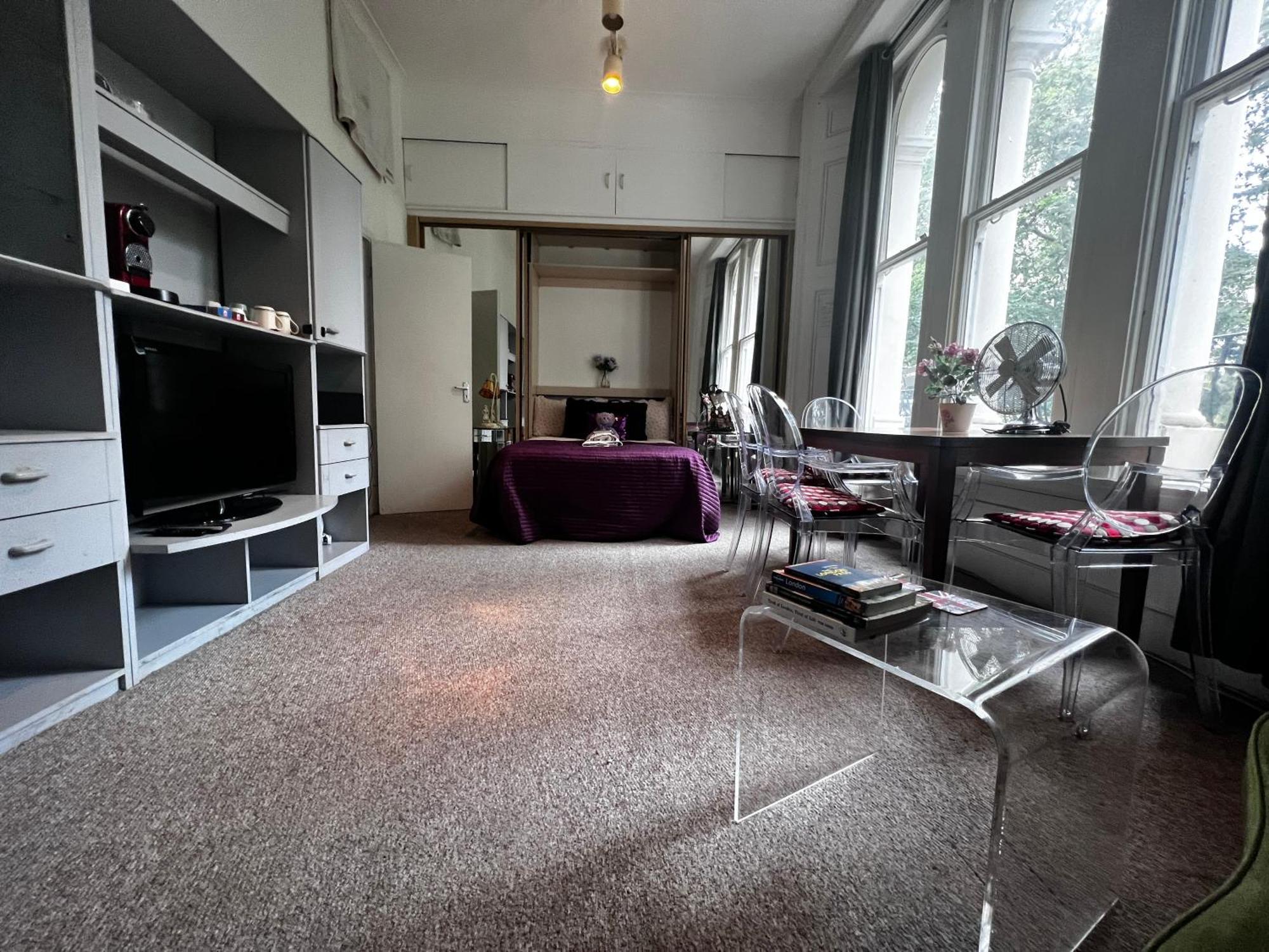 Hyde Park Studio Has Private Balcony With Tranquil Garden View Londres Extérieur photo
